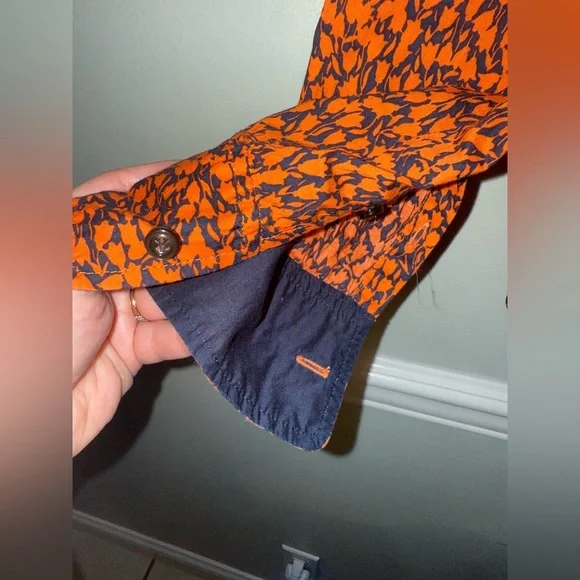 J. Crew Vibrant Orange and Navy Tulip Pattern Women's Button Down Shirt Size XS - Picture 7 of 9